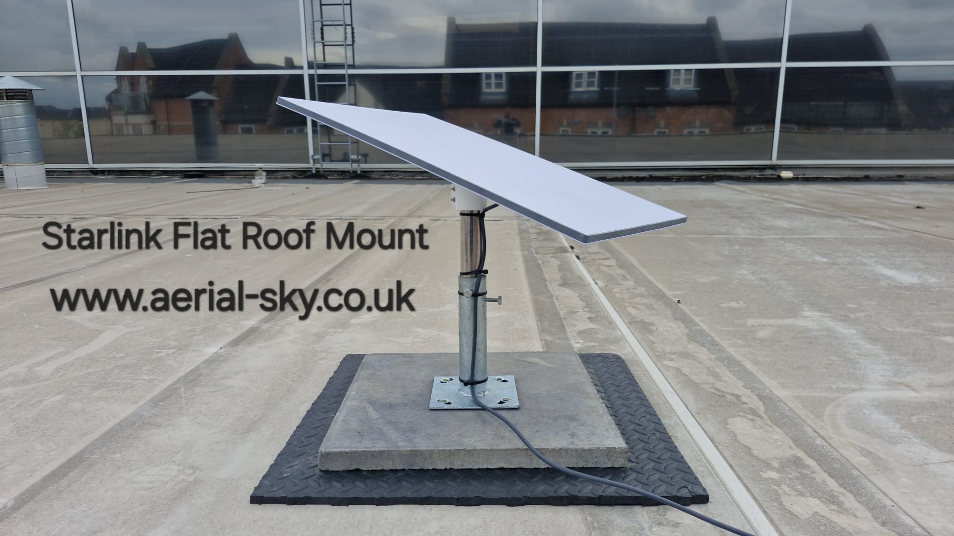 Starlink mounted securely on a flat roof